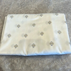 Custom 2 standard pillow cases never used